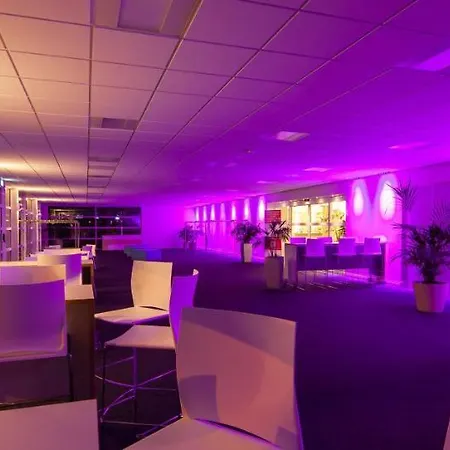 Отель Leiden, An Ihg 4*