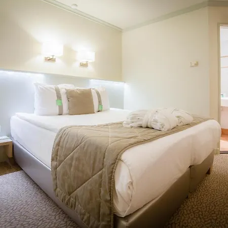 Leiden, An Ihg 4* Leiden