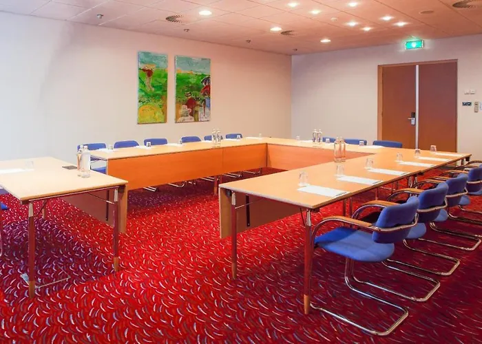 Leiden, An Ihg 4* Leiden