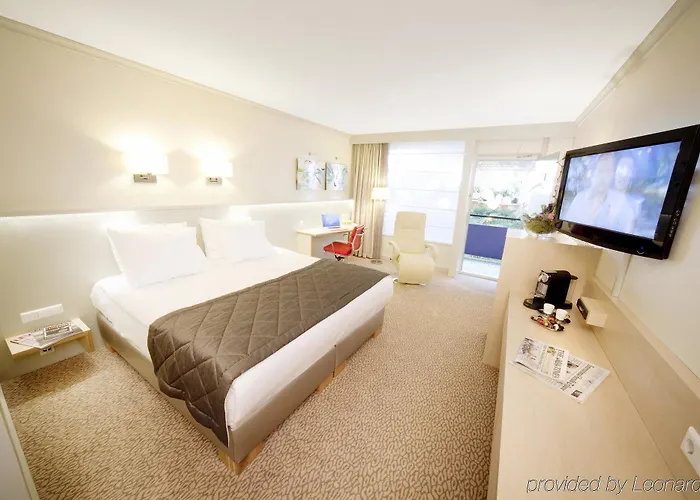 Leiden, An Ihg 4* Leiden